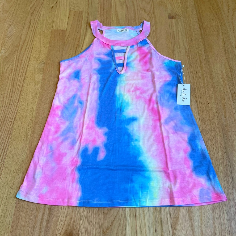 Tie dye keyhole tank top size small